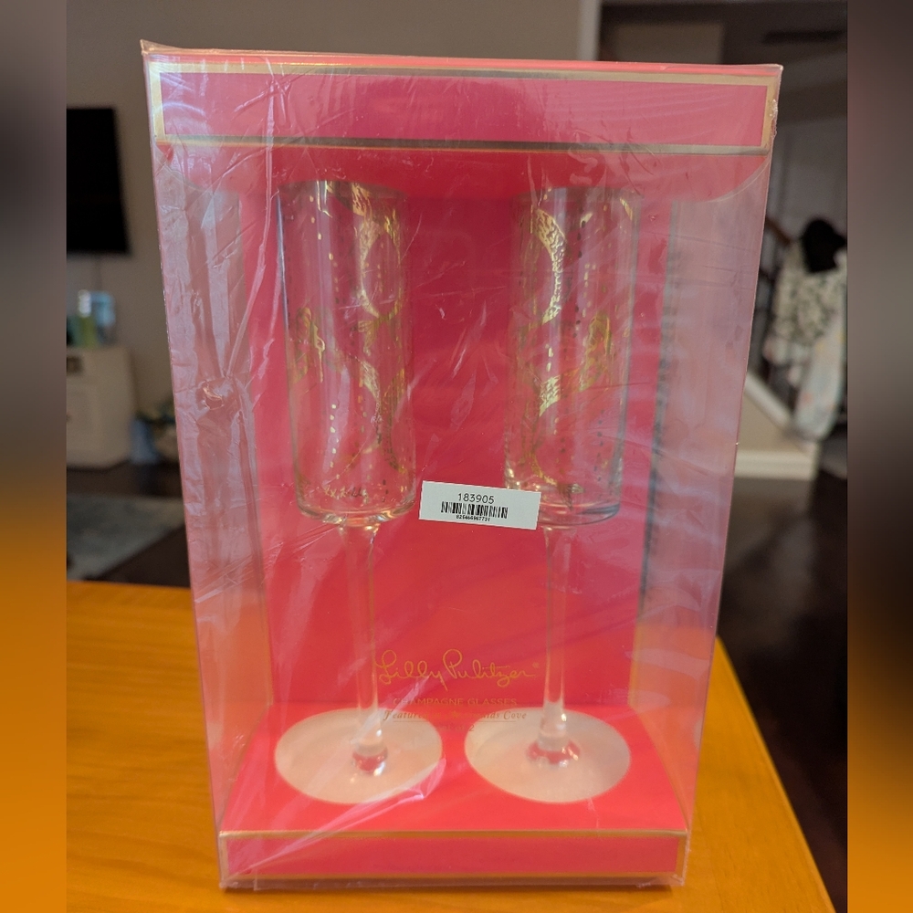 COPY Lilly Pulitzer Pink and Gold Mermaid Glass Champagne Flutes - New In Box